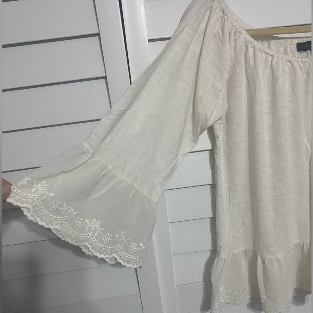 Ivory Embroidered Women's Top - Picture 3 of 4